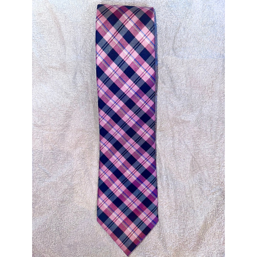 NWOT Men’s Tommy Hilfiger Pink/Black Plaid Necktie